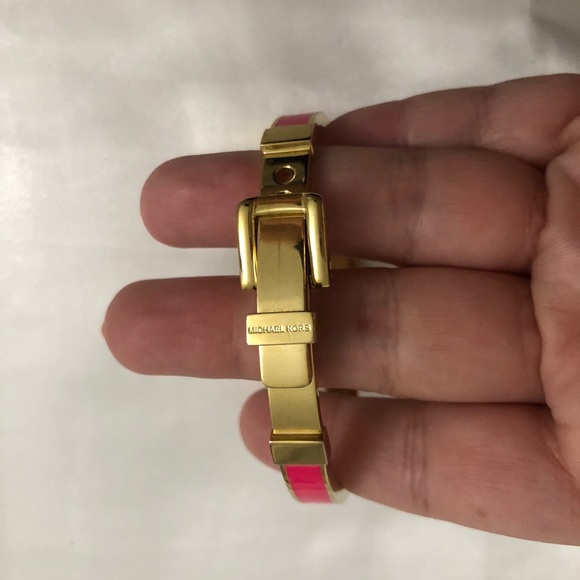 MICHAEL KORS PINK BRACELET - Picture 1 of 8